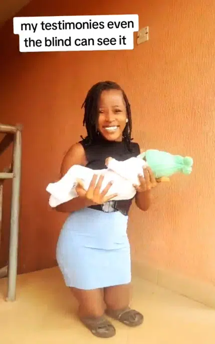 Physically challenged lady celebrates as she welcomes healthy baby despite her condition