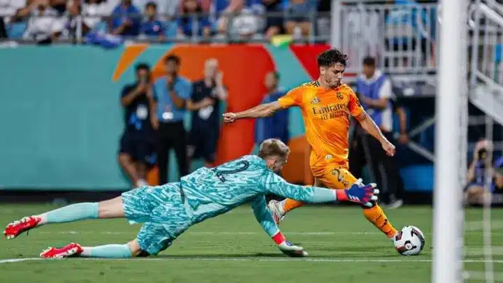 Real Madrid end pre-season with 2-1 win against Chelsea