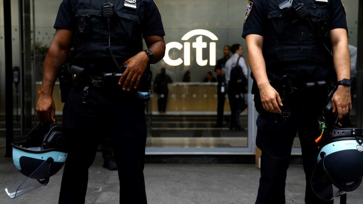 NY eco activists turn up heat on Citi over polluting investments