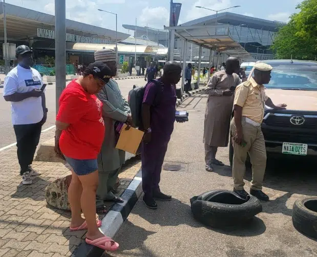 Lady who tore husband’s international passport arrested