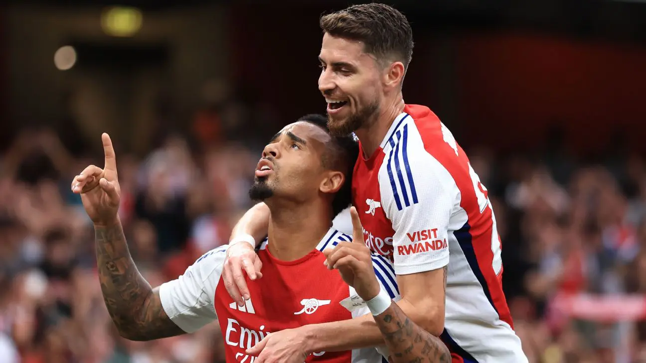 Emirates Cup: Arsenal thrash Bayer Leverkusen 4-1