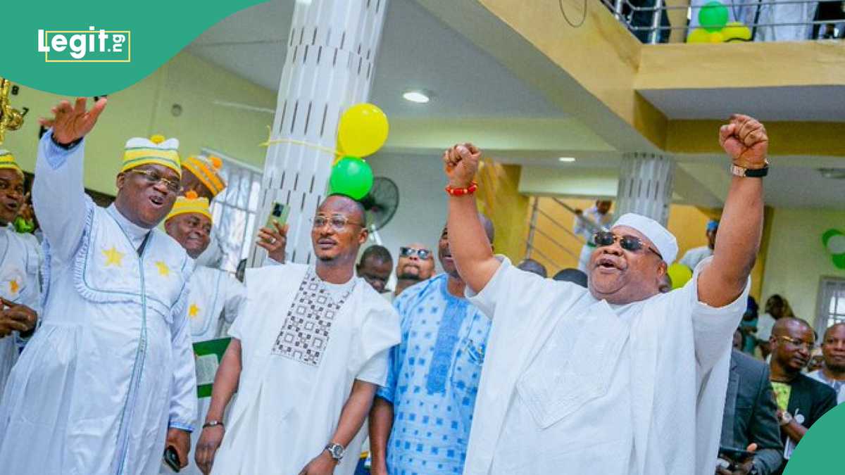 Governors, Davido Present as Adeleke Holds Thanksgiving Service for Late Mother, Video Trends