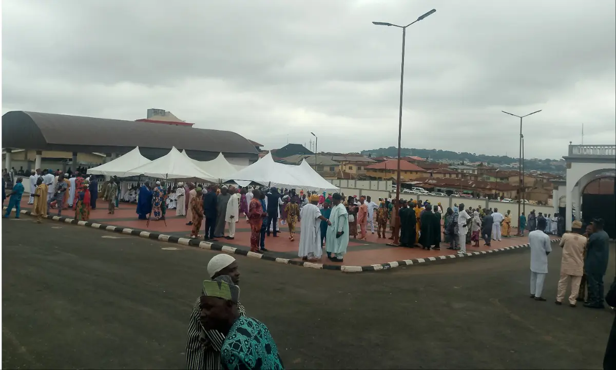 Olubadan elevates 6 chiefs in Balogun chieftaincy line