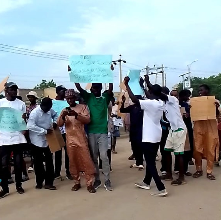 Police Disperse Defiant Protesters In Kano