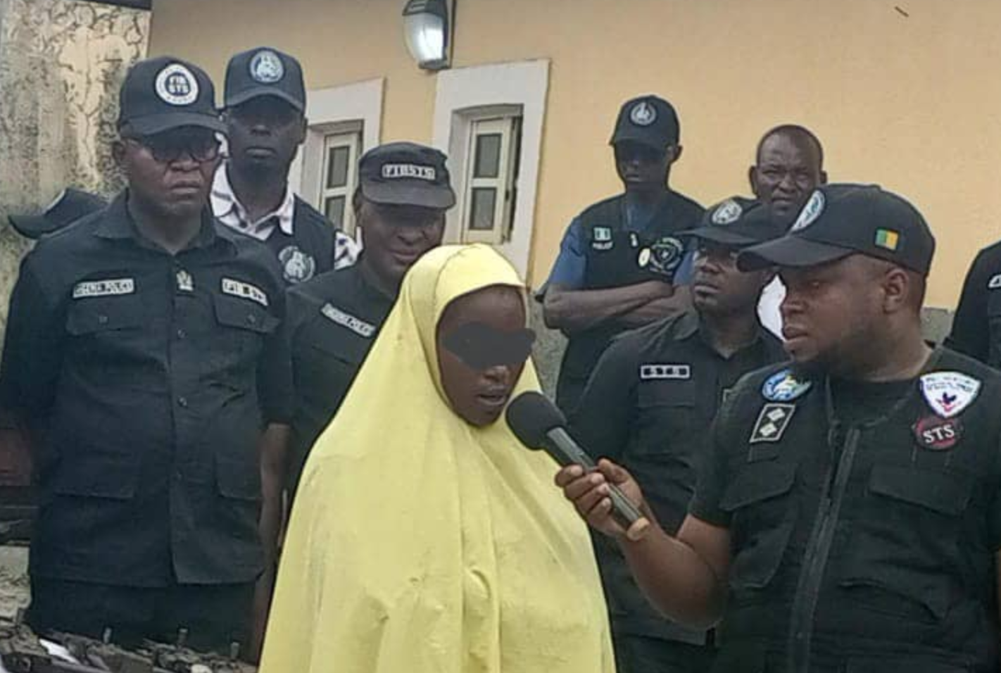 Police nab woman with AK-47 hidden in garri sack