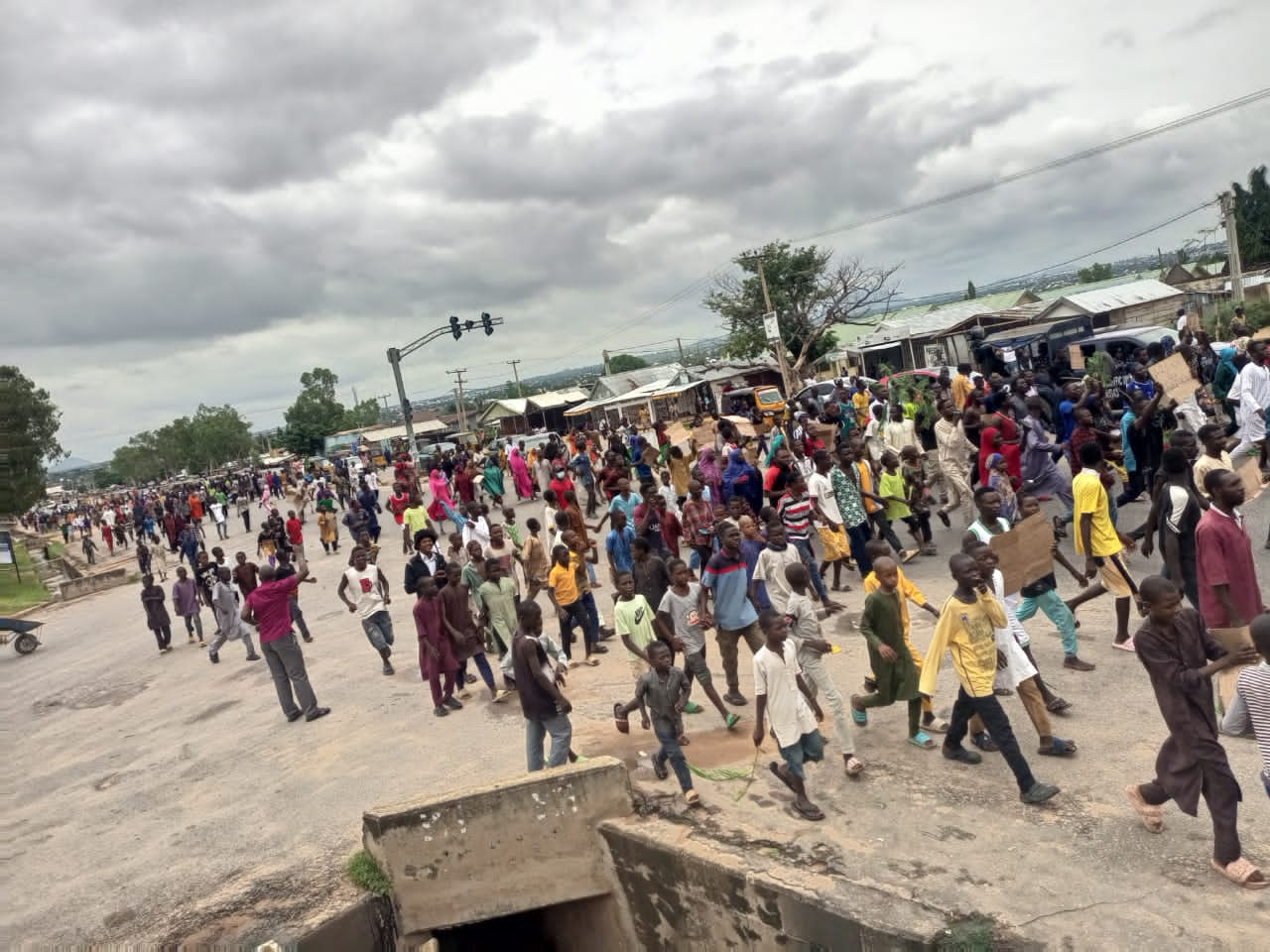 Protesters Storm Taraba Streets, Demand Return Of Fuel Subsidy