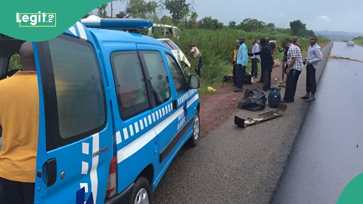 Tragedy as 3 Dead, Others Injured in Accident on Lagos-Ibadan Expressway