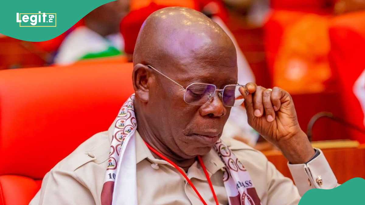 Oshiomhole Knocked, Attacked Over “Disgraceful Display of Insensitivity and Disrespect”