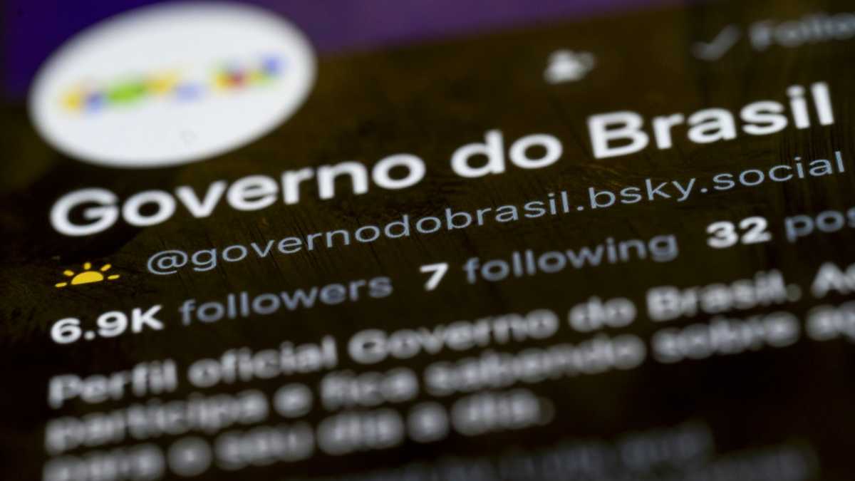 Brazilians flock to Bluesky and Threads after X suspension