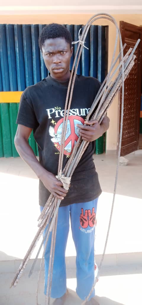 21-yr-old Suspect Nabbed Over Theft Of Iron Rods From Graves In Bauchi