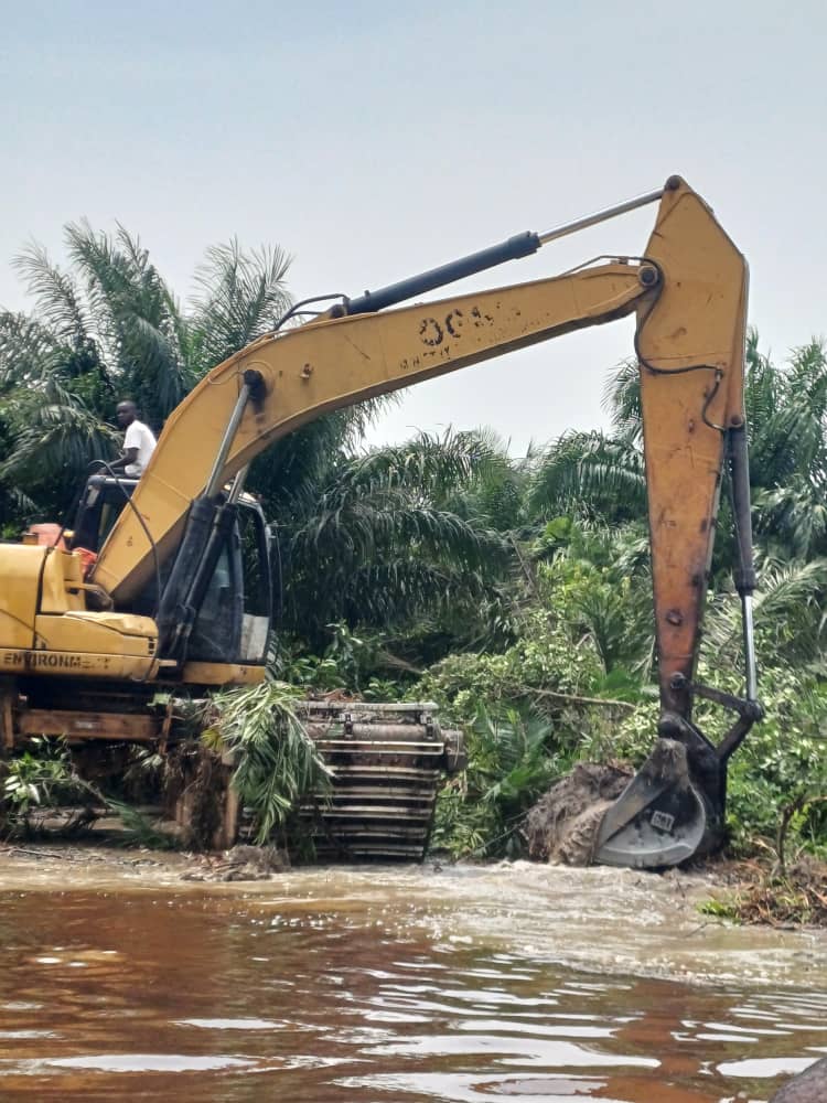 Federal Gov't Begins Dredging Of Ogun River