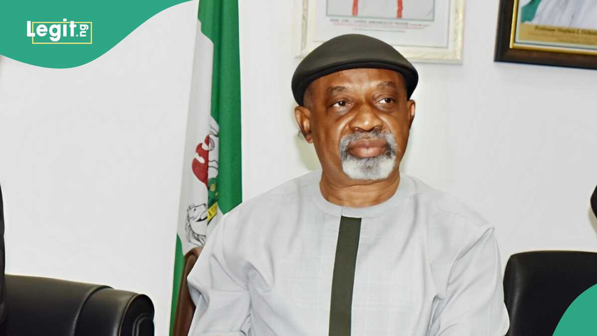 ICPC Grills Buhari’s Ex-Labour Minister Over ‘Contracts, Job Racketeering’