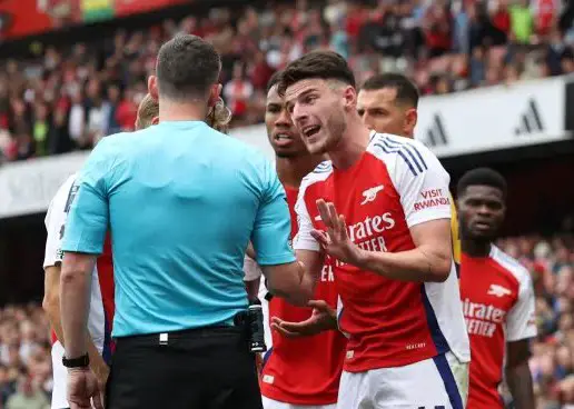 Rice Apologises After Sending Off Against Brighton