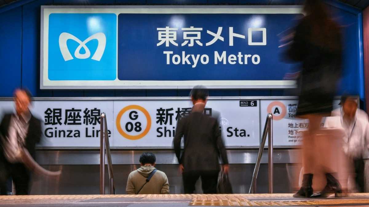 Tokyo Metro shares rocket on debut