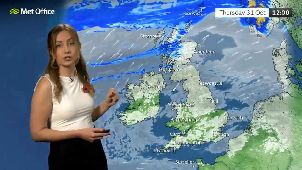 Halloween will be cloudy and rain, say the Met Office