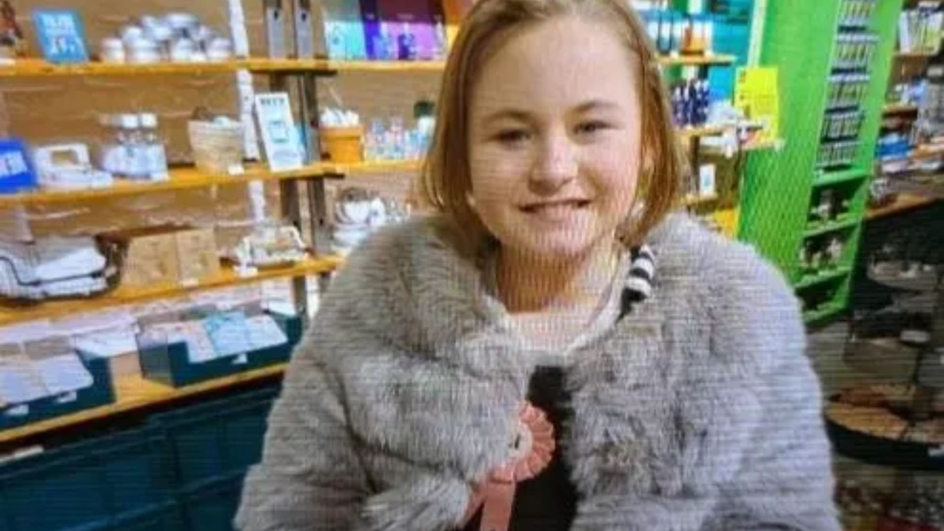 Urgent search for girl, 13, who suddenly went missing from busy city centre - as CCTV shows moments before disappearance