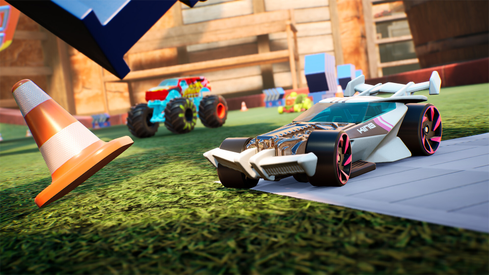 Or you can race with friends in Hot Wheels Unleashed 2