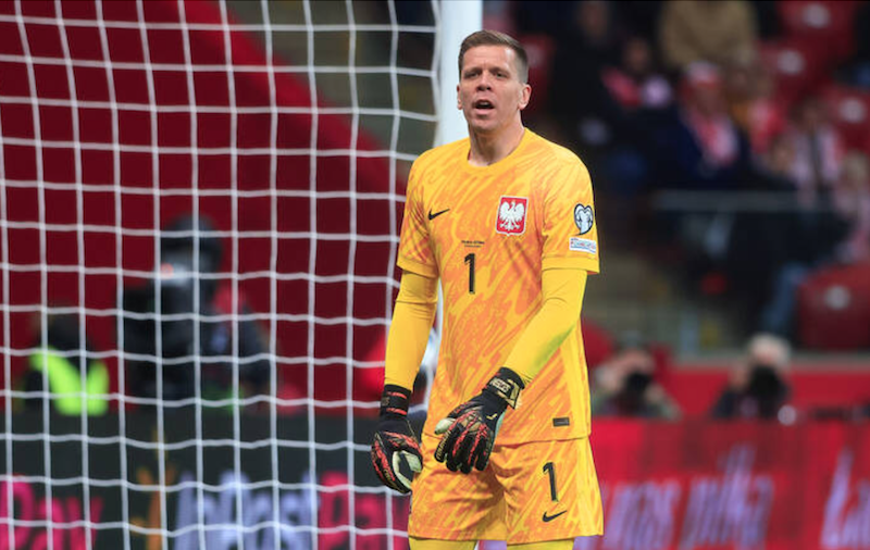 Barca complete Szczesny’s move; jersey number revealed