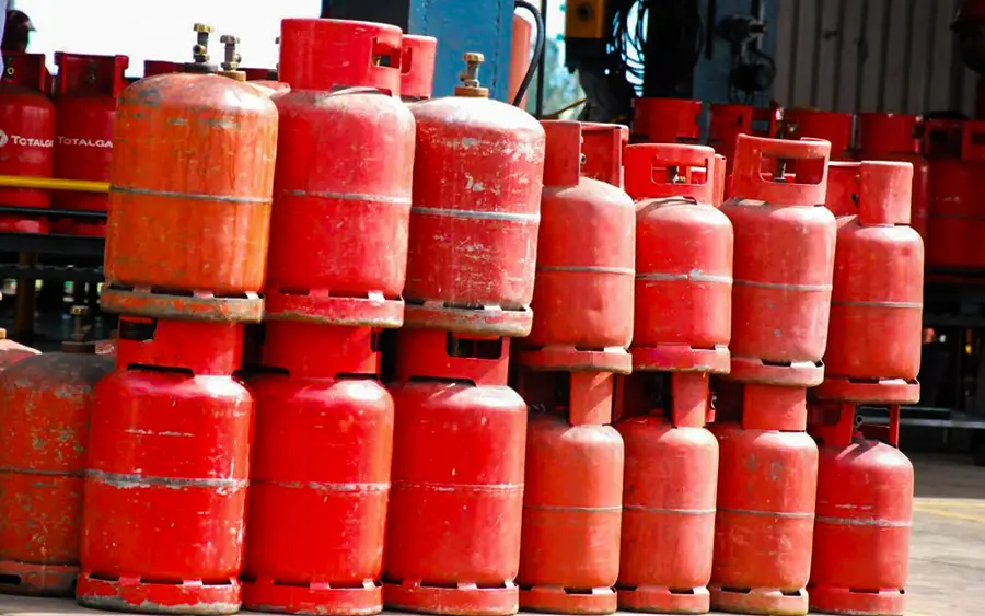 Cooking Gas Price Rises By 4.89% For 12.5kg Cylinder In September