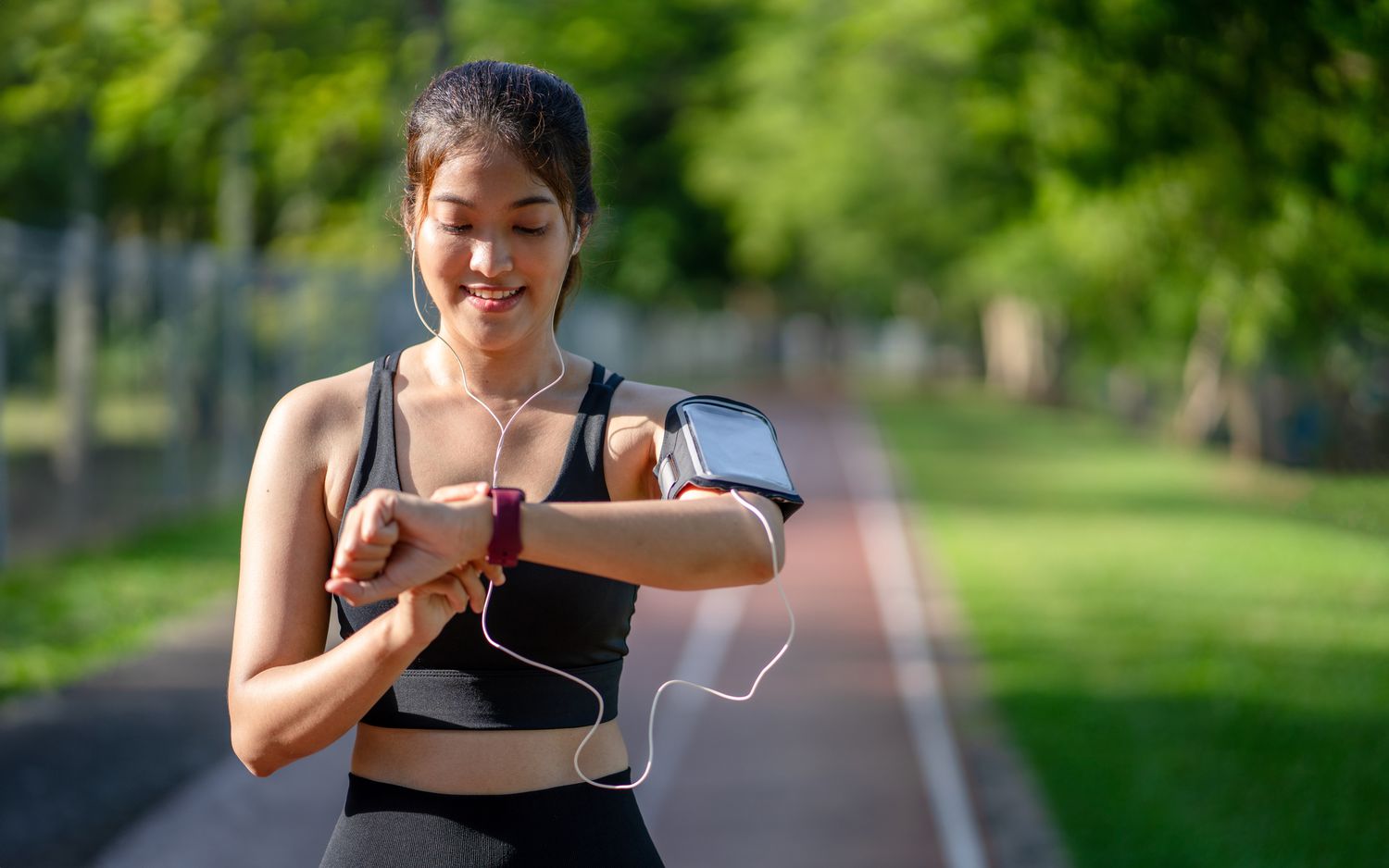 How to Use the Heart Rate Zone Method to Maximize Your Workouts