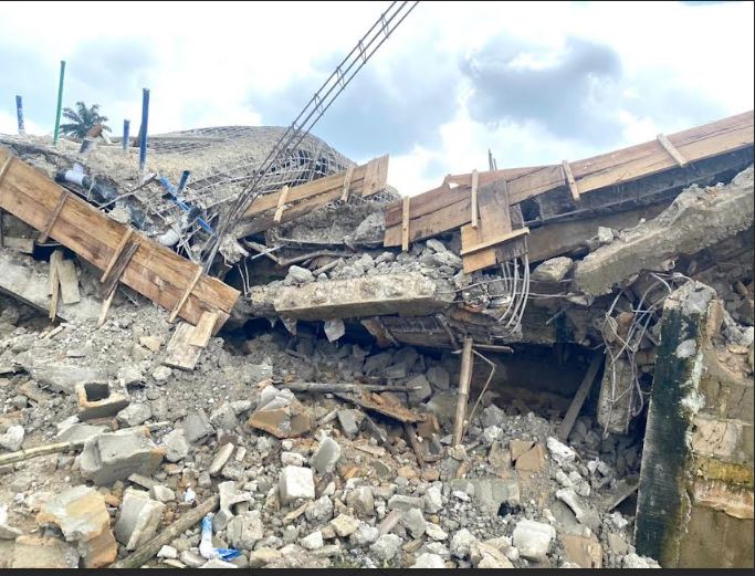 Just In: 10 feared dead as building collapse in Ibadan