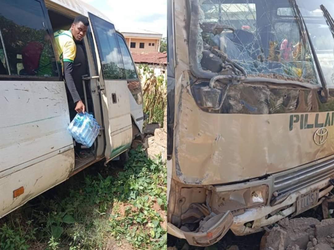 Just in: Bus conveying Kano Pillars players involved auto crash