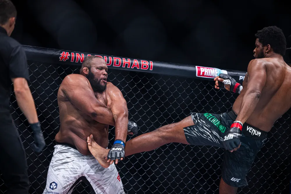 Nigeria's Kennedy Nzechukwu Knocks Out Chris Barnett In UFC Heavyweight Debut