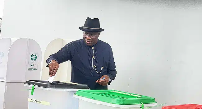 #BayelsaDecides: Ex-President, Goodluck Jonathan Votes [Photo]