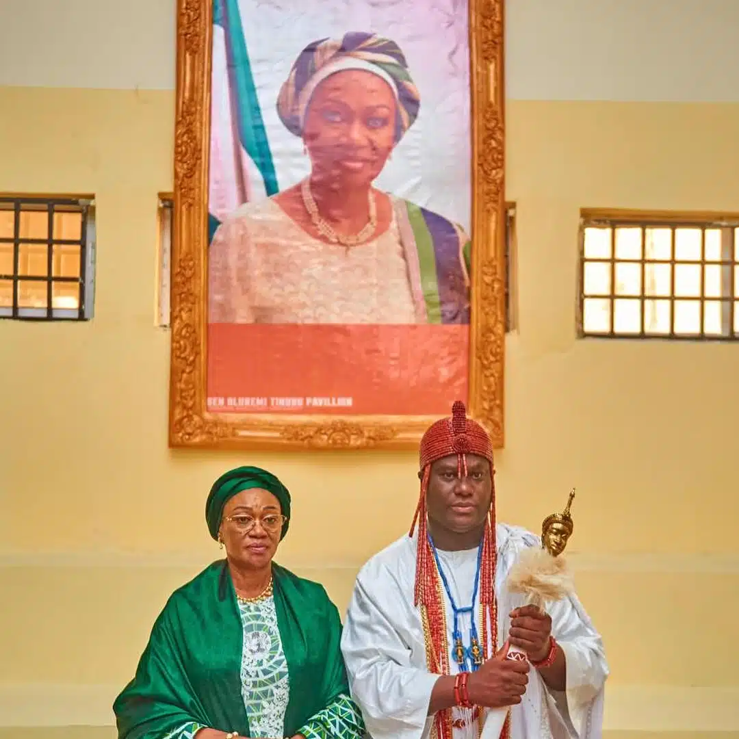  Ooni of Ife Remi Tinubu 