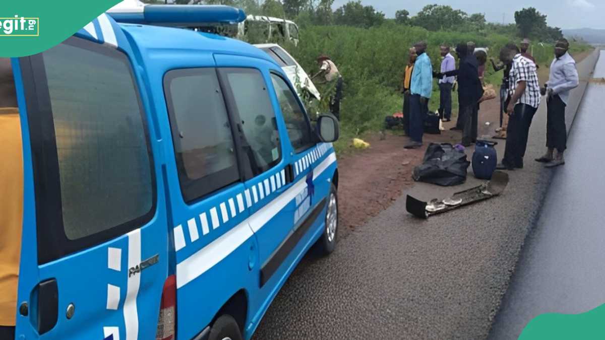 Tragedy in Ebonyi: 5 Burnt to Death As Bus Rams into Construction Site