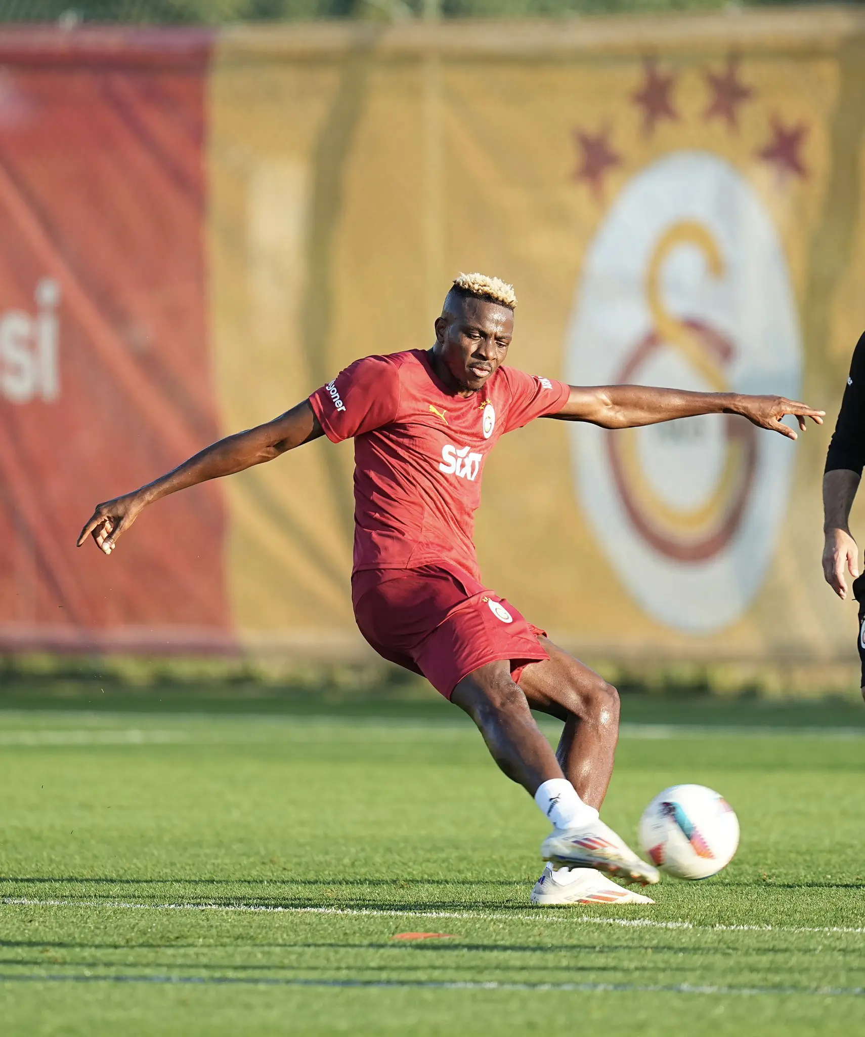 Turkey: Osimhen thumbs up Galatasaray’s win over Besiktas