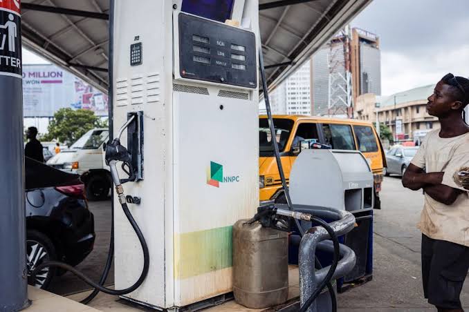 ‘Nigeria’s N7.6trn Annual Spend On Petrol, Generator Spread Emissions’