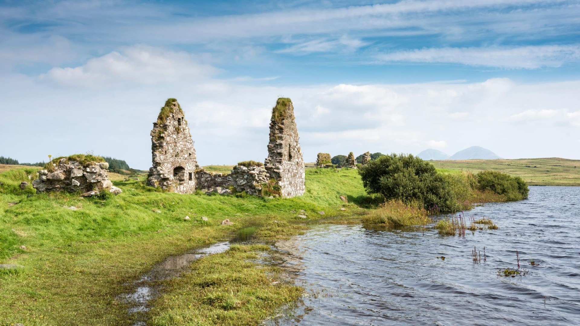 Scottish island at top beauty spot up for sale - for less than a London flat