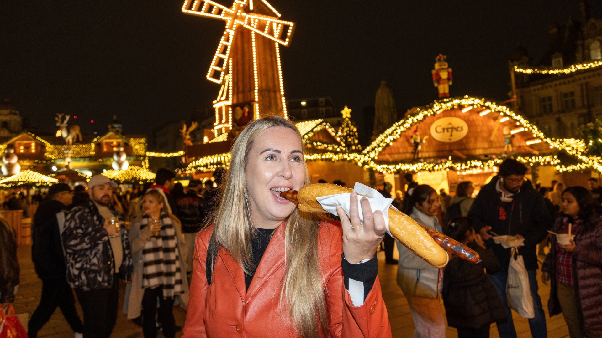 Our town’s ‘rip-off’ Christmas market is charging £21 for beer & single sausage - they’ve CAPPED our drinks at one each