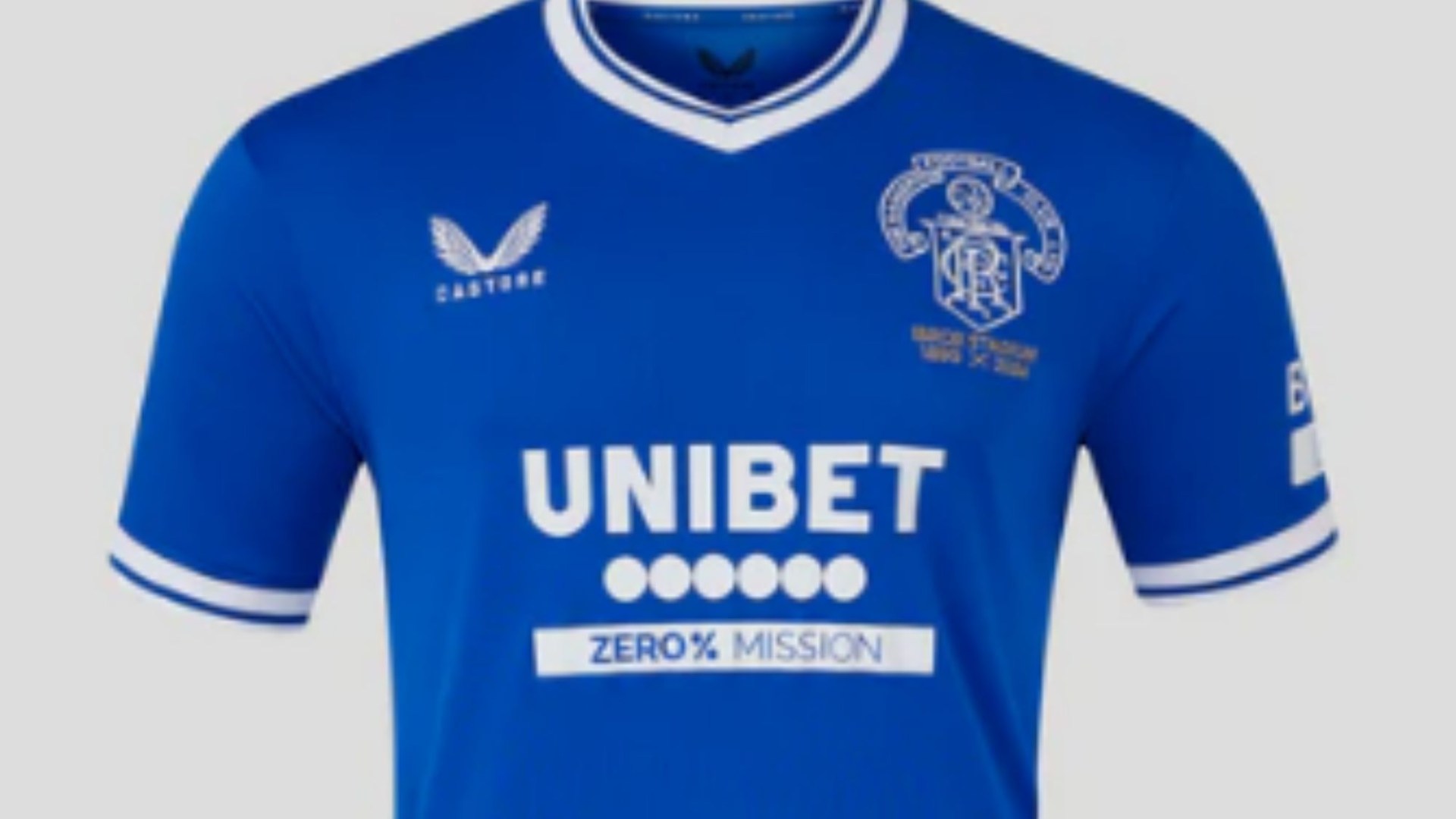 Rangers get three club legends to model new fourth kit as fans say 'start all three against Olympiacos'