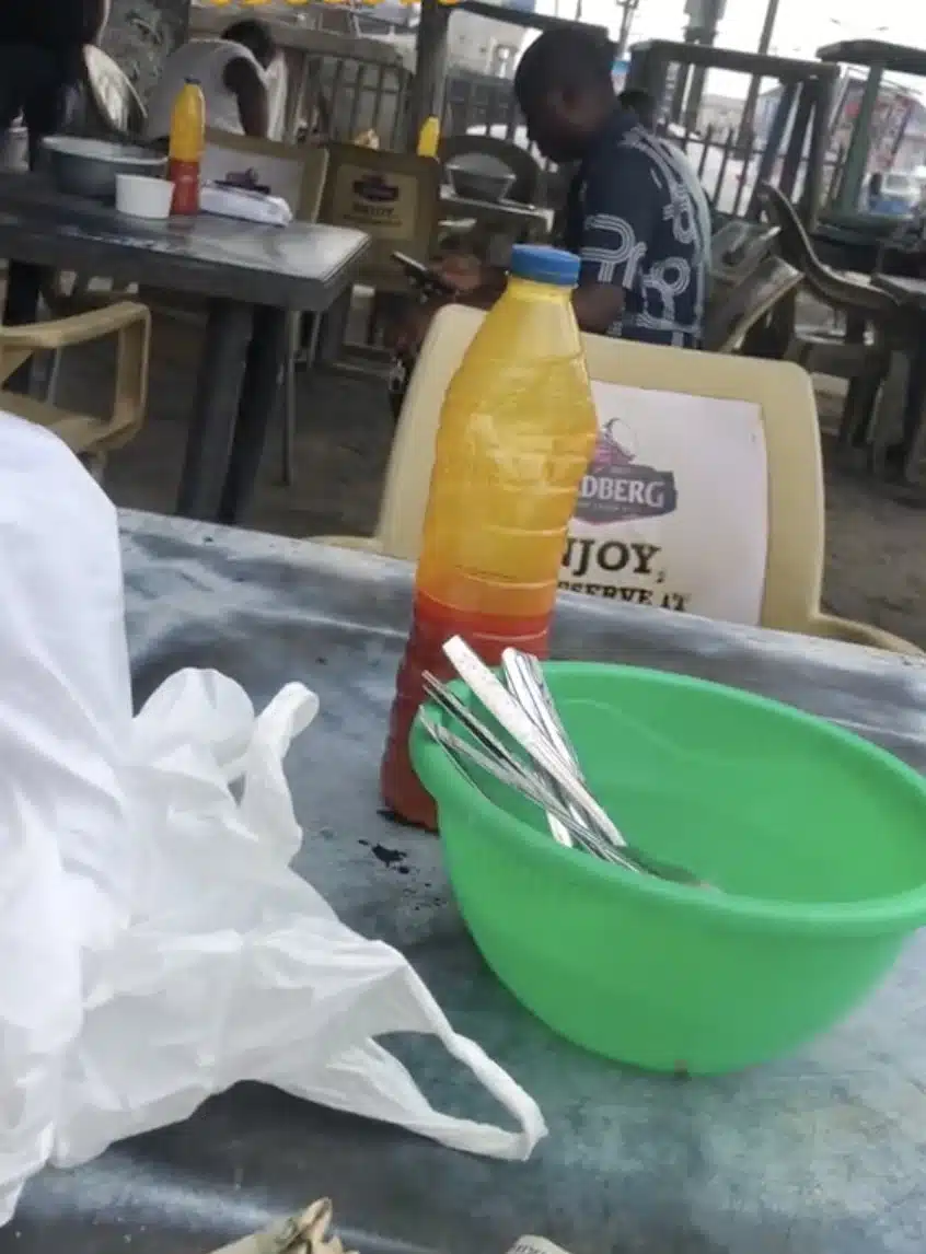 Viral video of pepper soup joint serving palm oil as 'cautionary drink'