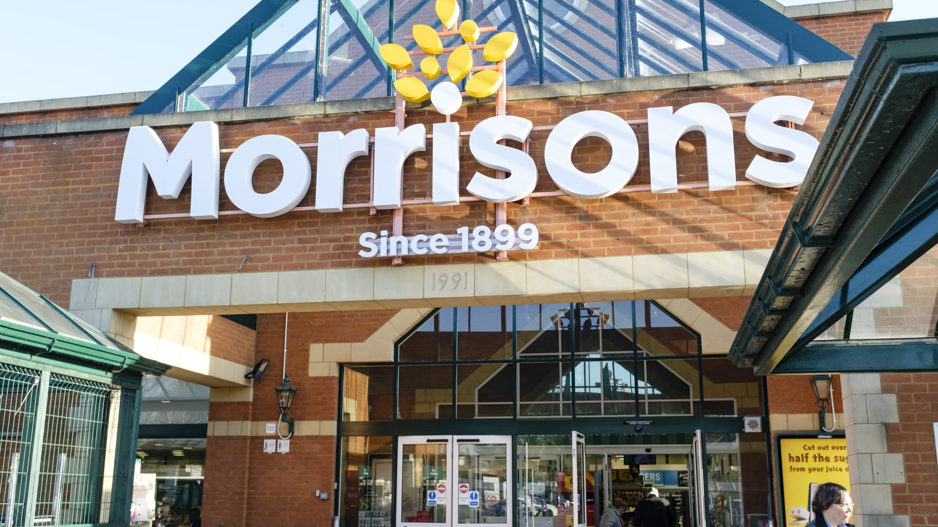 Shoppers share 'hidden hack' to dodge strict one box rule as Morrisons slashes Christmas chocolate to £2