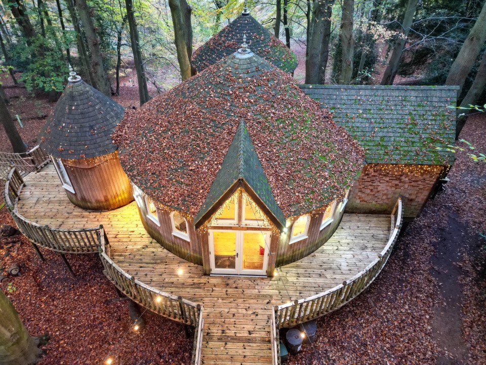 The stunning treehouse wows visitors from around the world