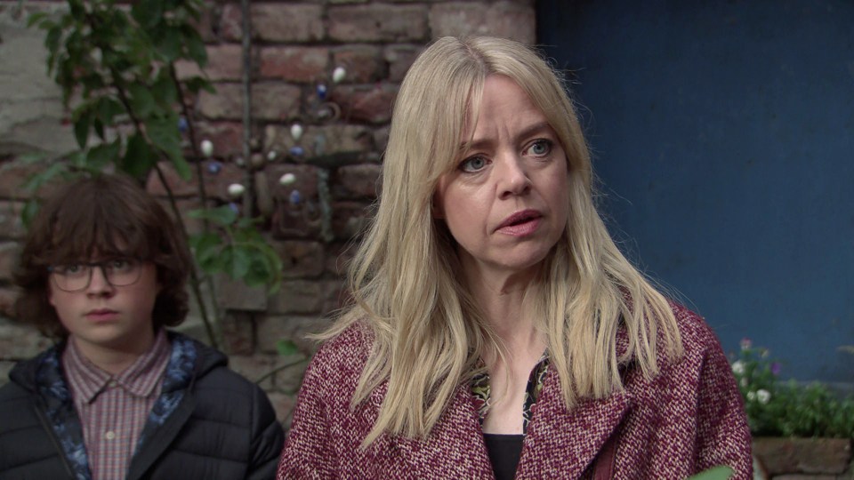 Toyah gets a prior warning from Nick before Leanne breaks the news