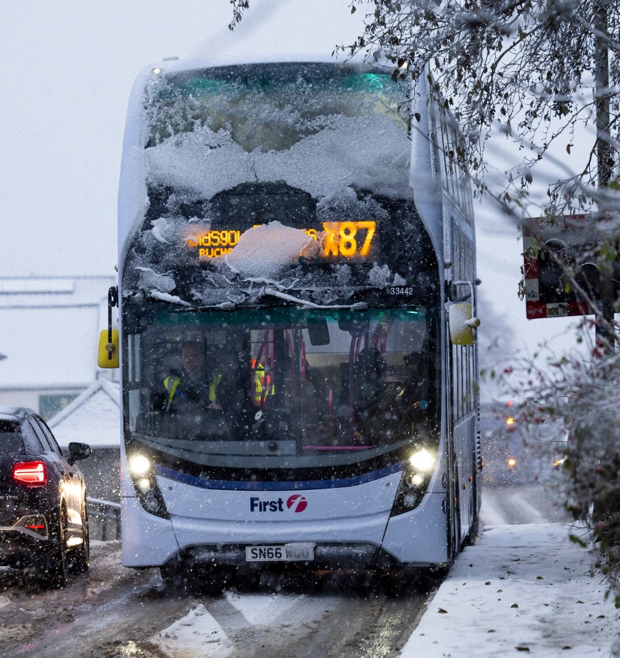 Storm Bert bring snow chaos to Kirkintilloch