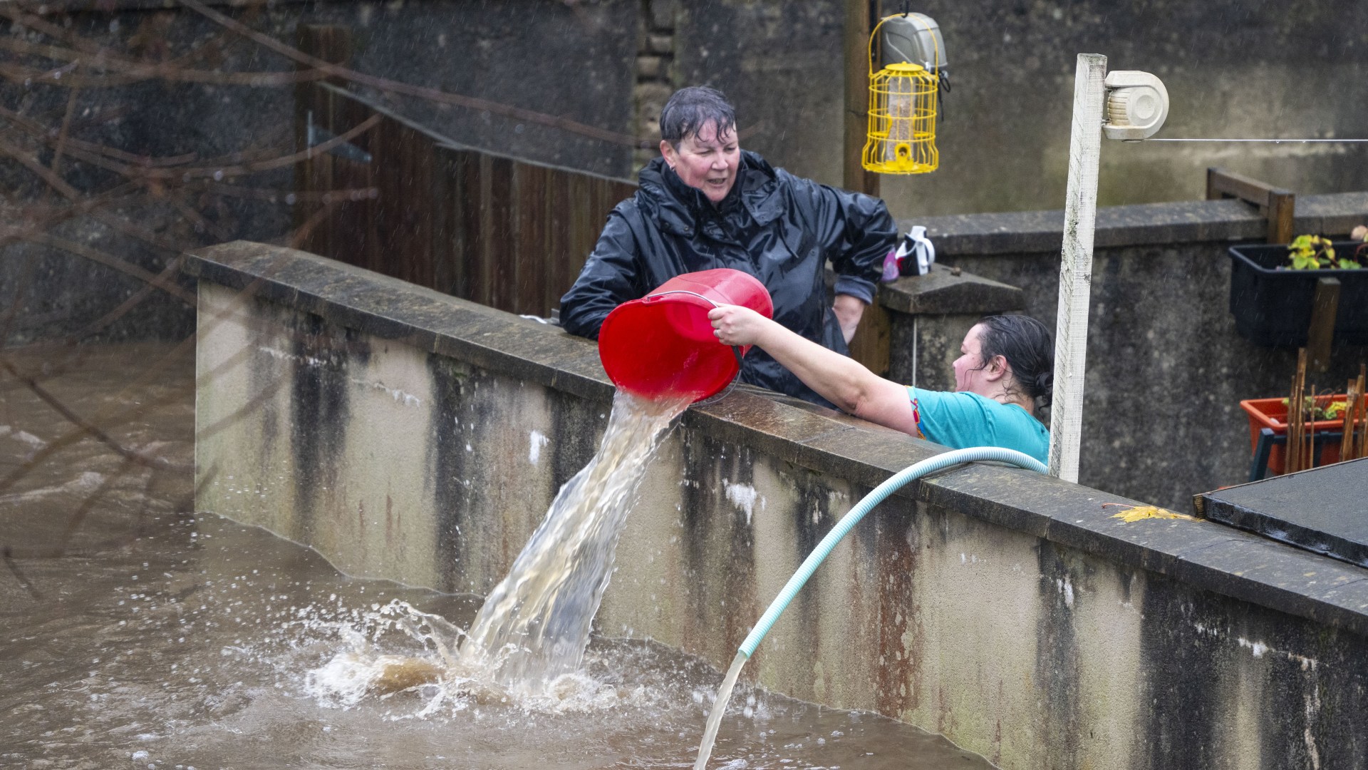 Storm Bert: Major incident declared as devastating floods spark mass evacuation with cars submerged & streets underwater