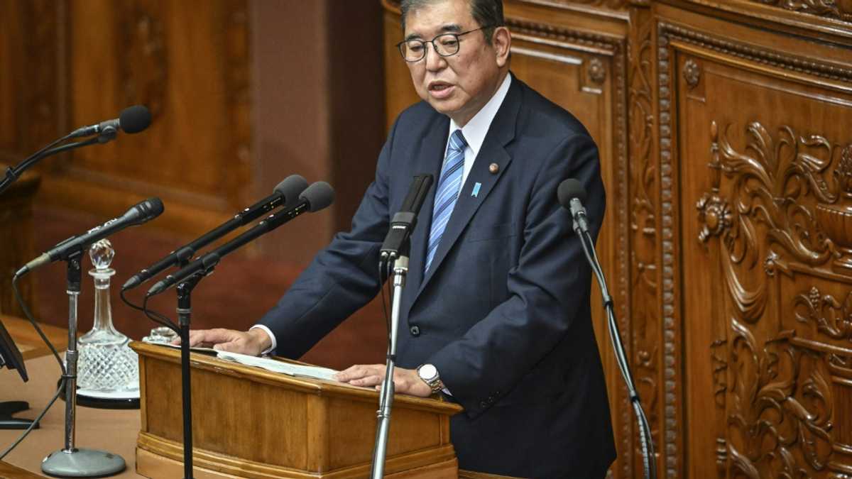 Japan government approves $92 bn extra budget