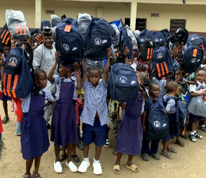 Diaspora Group Woos School Children With Incentives In Akwa Ibom