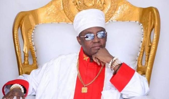 Edo Gov, Okpebolo restores Oba of Benin's full power