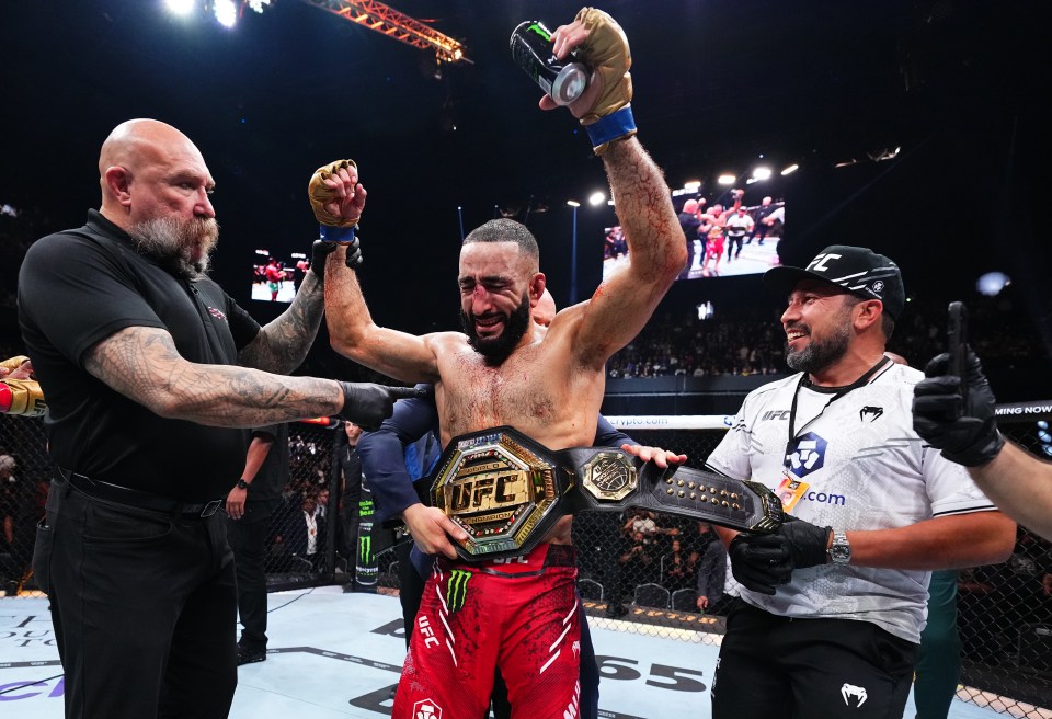 But newly-crowned welterweight king Muhammad was forced out of the December dust-up with a bone infection