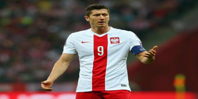 Lewandowski Opens Up On Failed Man United Transfer