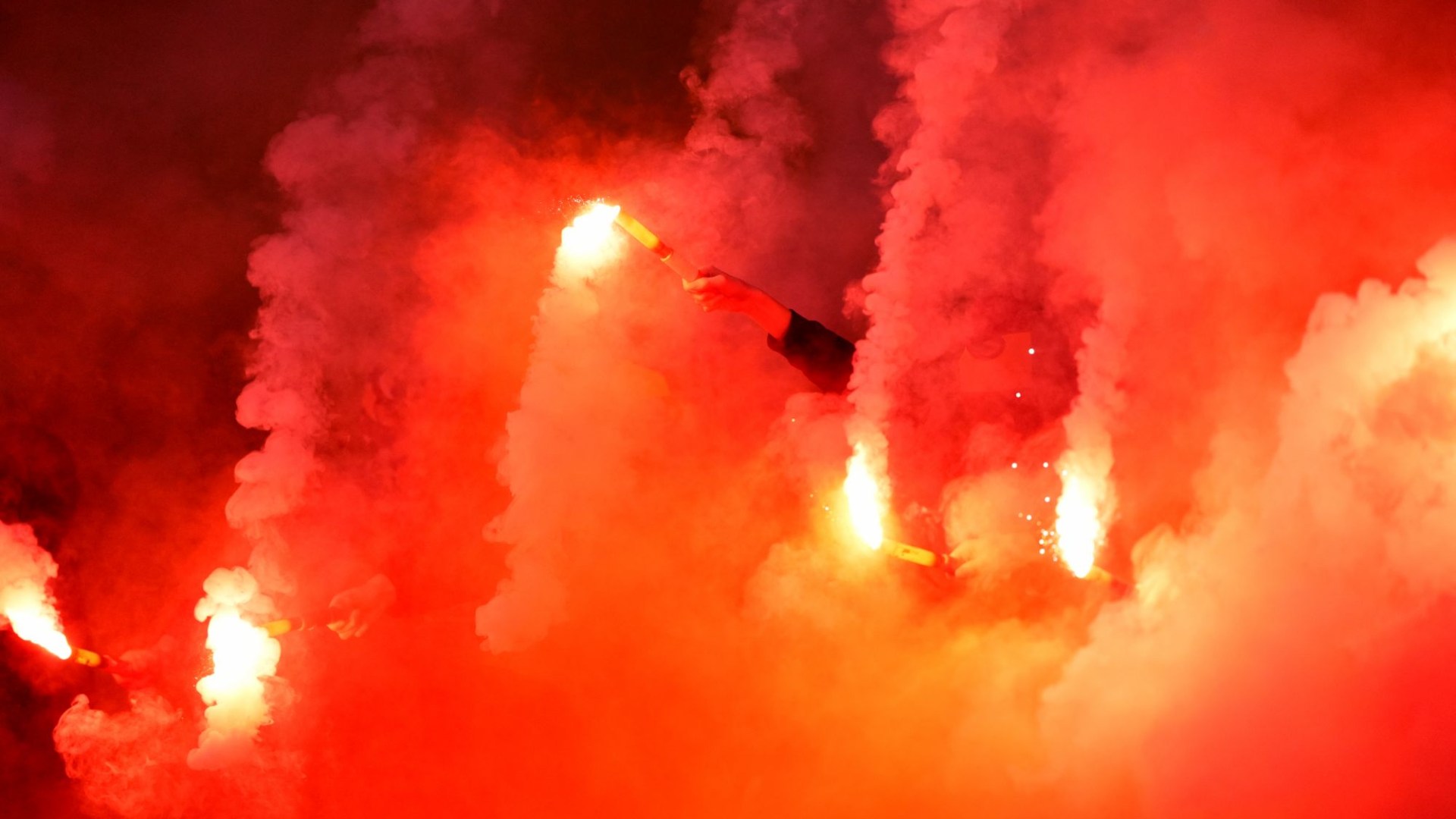 Rangers vs Motherwell kick-off DELAYED as fans follow Celtic and Aberdeen Hampden pyro show