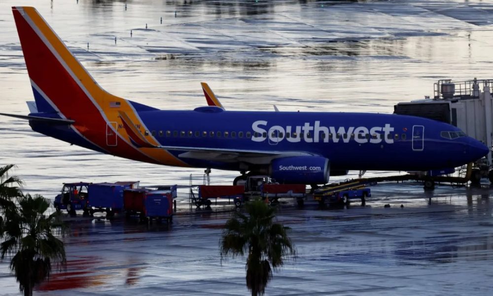 Southwest Airlines Plane Struck By Gunfire At Dallas Airport