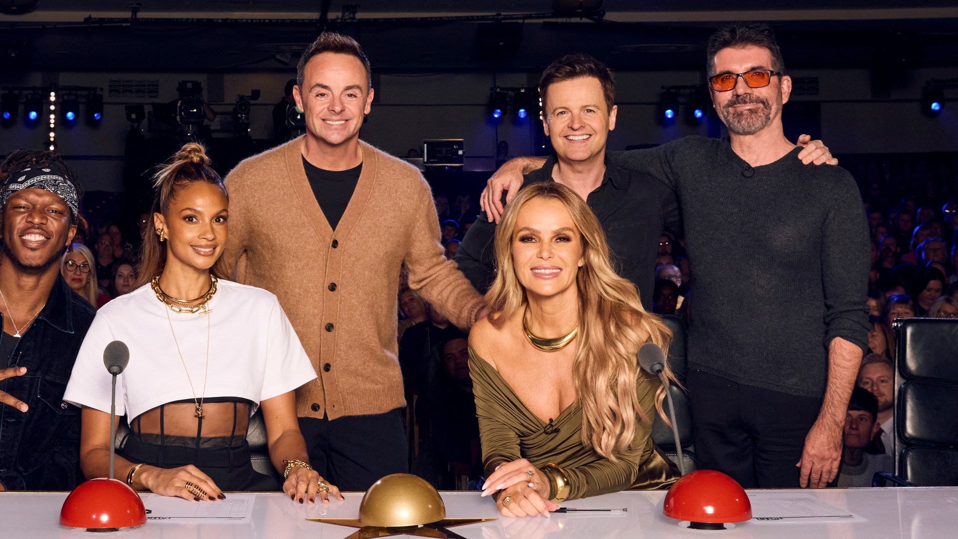 Ant McPartlin stuns I'm A Celeb co-stars as he makes VERY racy joke about Britain's Got Talent's Amanda Holden