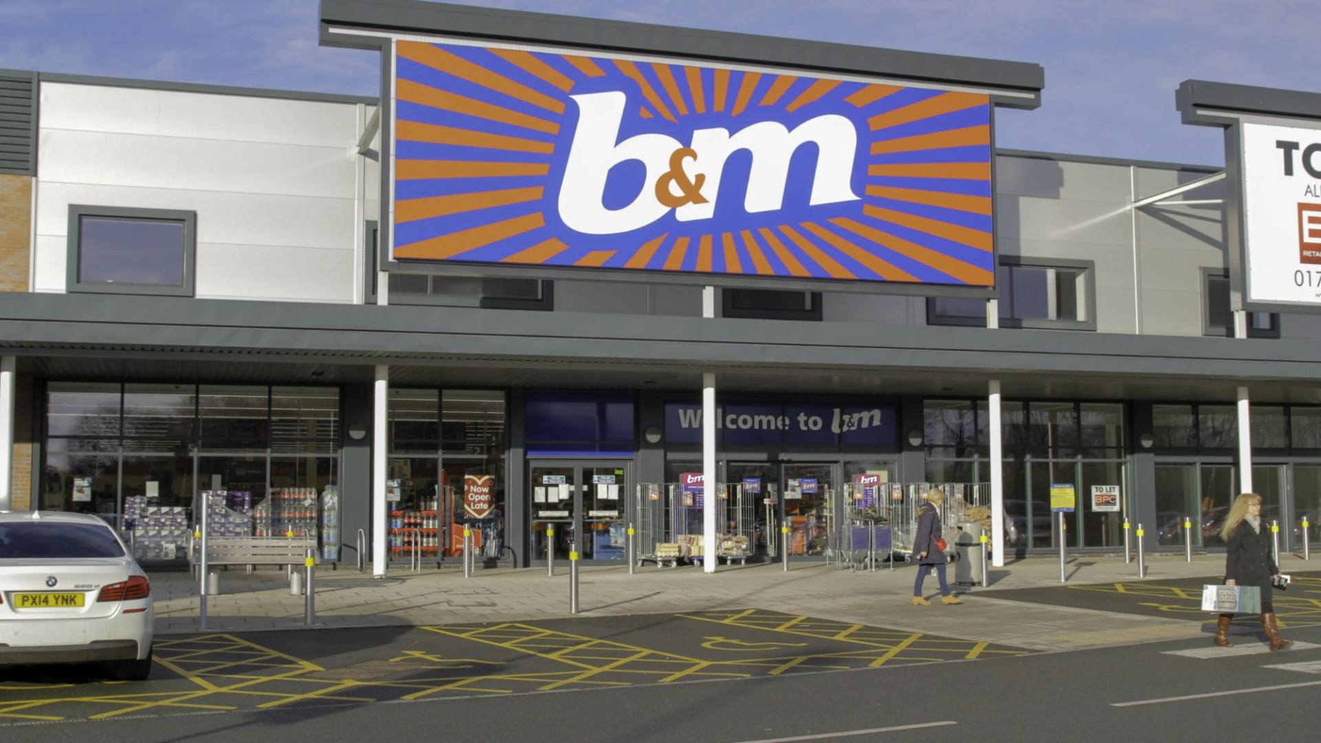 B&M cuts price of festive Cadbury chocolates to just £1 - the cheapest you'll find it